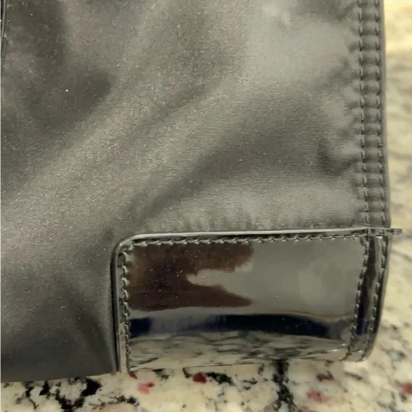 Tory Burch Ella Tote Bag. - Black. - Picture 6 of 10